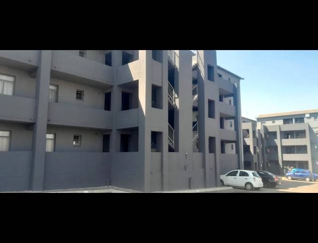 2 BEDROOM APARTMENT FOR SALE IN FLEURHOF